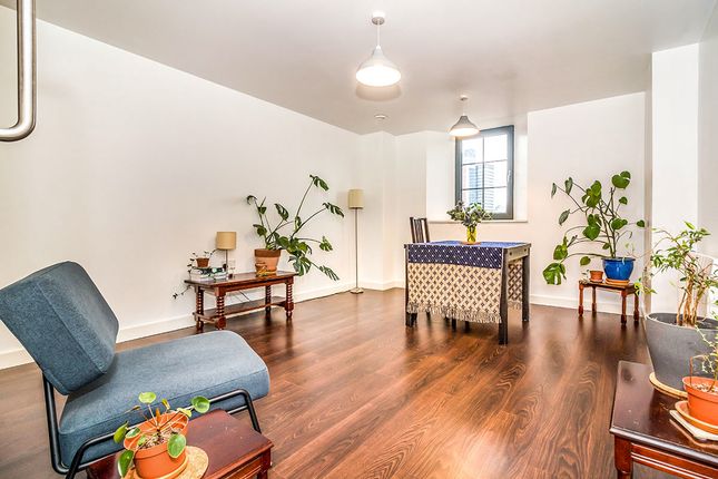 2 bed flat