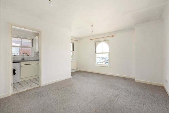 Kirbys Lane, Canterbury, Kent, CT2 2 bed apartment for sale