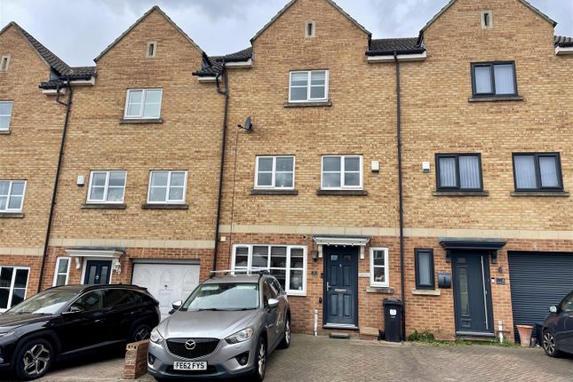 4 bed town house