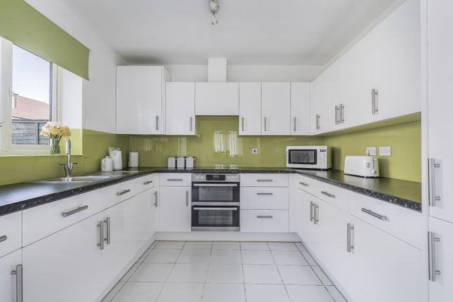 4 bed semi-detached house