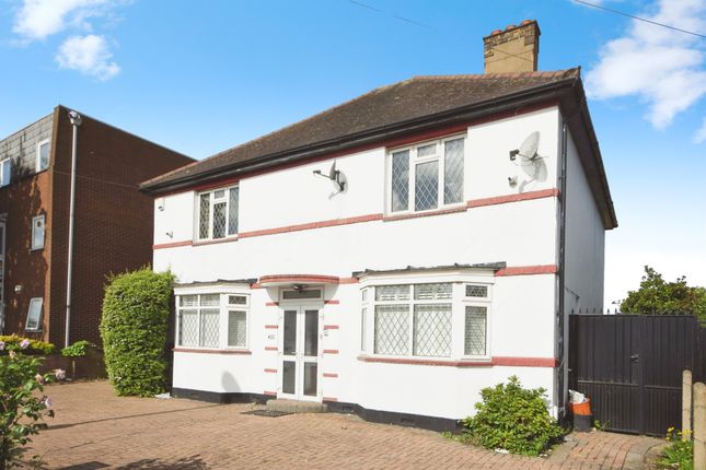 4 bed detached house