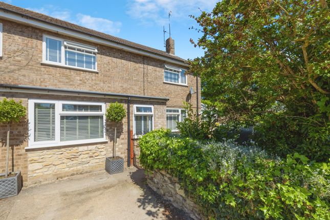 5 bedroom semi-detached house for sale