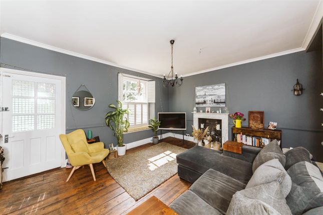 2 bed maisonette