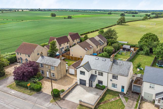 4 bedroom semi-detached house for sale