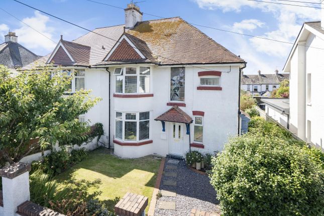 5 bedroom semi-detached house for sale