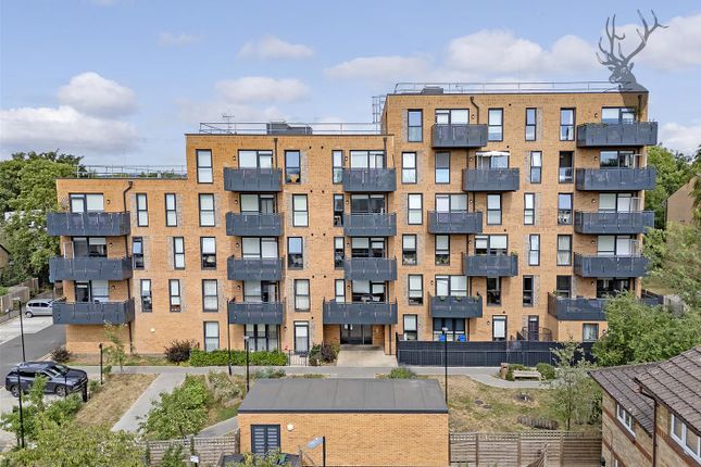 Lena Kennedy Close, London E4 3 bed ground floor flat for sale