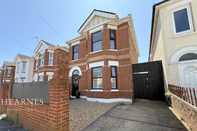 3 bed detached house