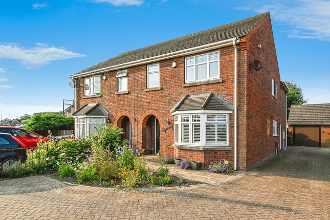 4 bedroom semi-detached house for sale