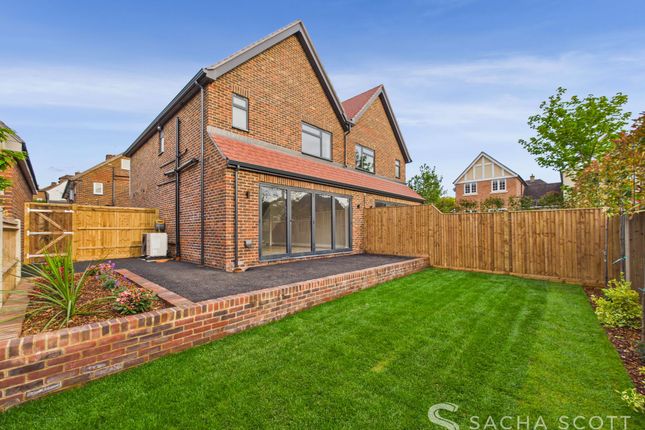 4 bedroom semi-detached house for sale