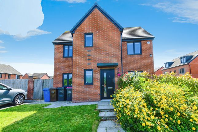 3 bedroom semi-detached house for sale
