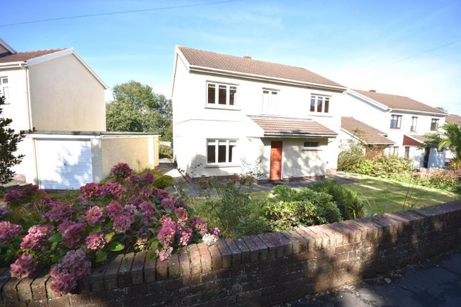 4 bed detached house