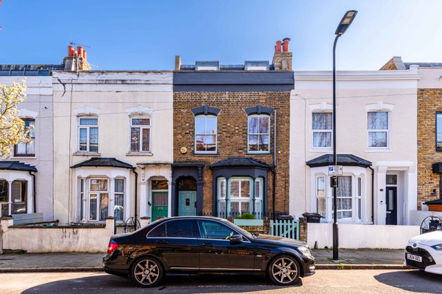 3 bed flat