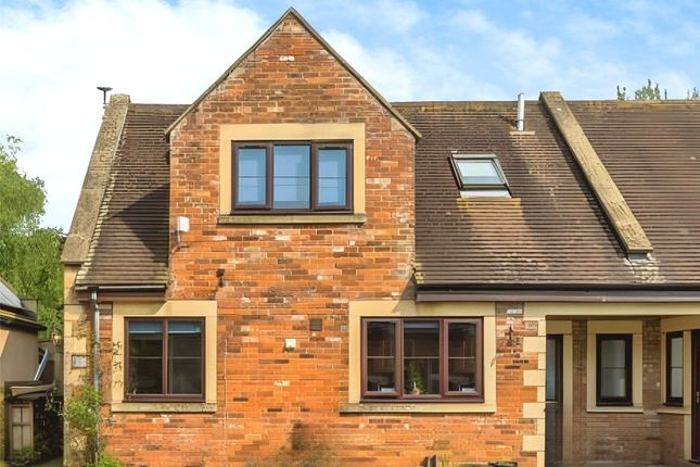 3 bed semi-detached house
