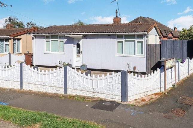 2 bed detached bungalow