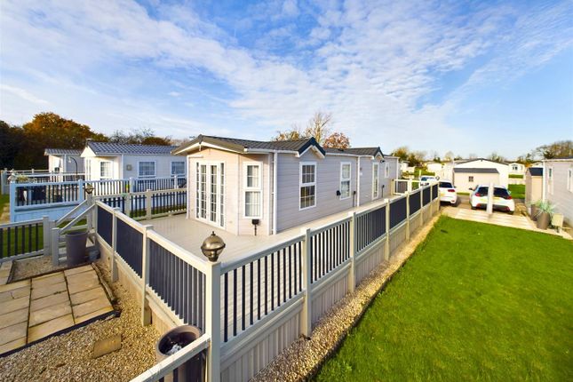 2 bedroom park home for sale