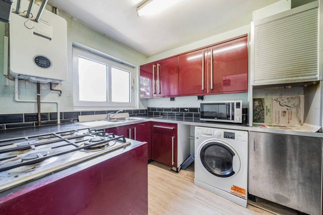 Leyburn Gardens, East Croydon... 2 bed maisonette for sale