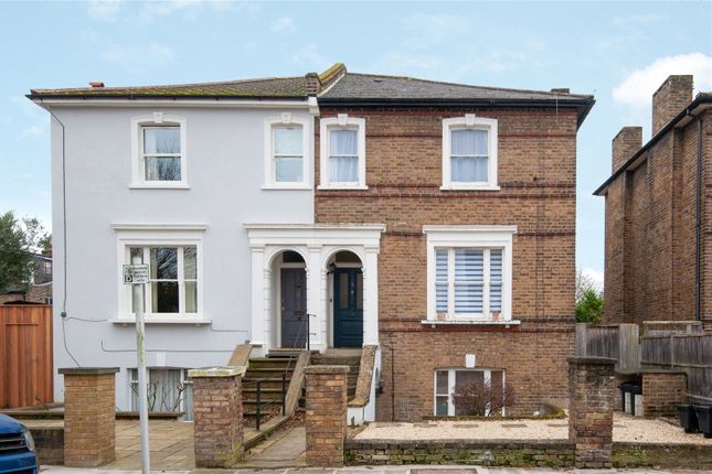 Victoria Road, Middlesex 1 bed apartment for sale