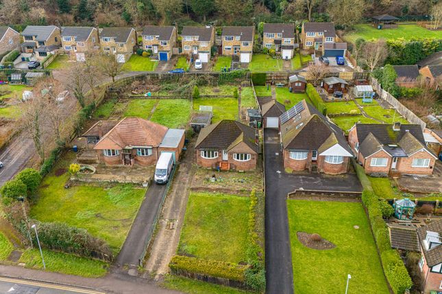 2 bed detached bungalow