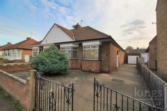 3 bedroom semi-detached bungalow for sale