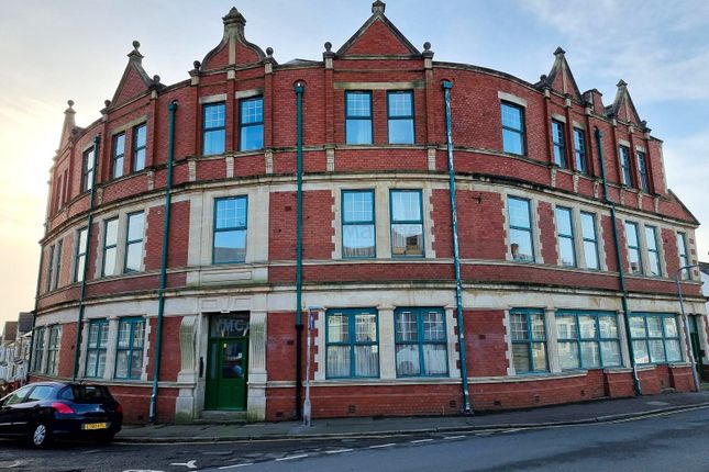 Woodlands Road, Barry, The Vale Of... 2 bed ground floor flat for sale