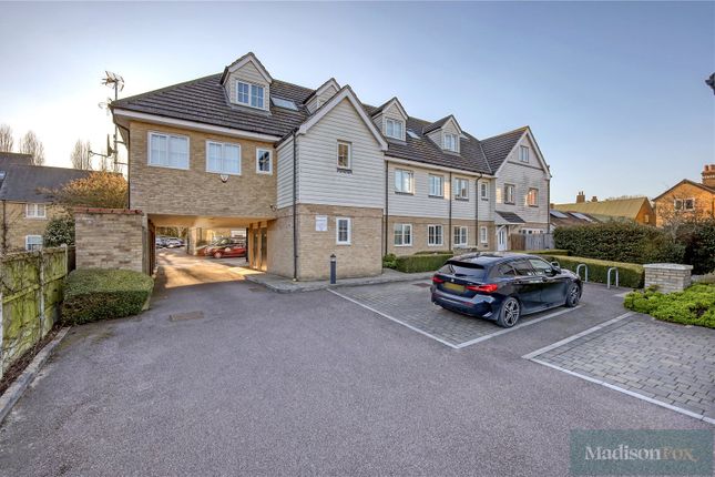 Sunnymede, Essex IG7 2 bed apartment for sale
