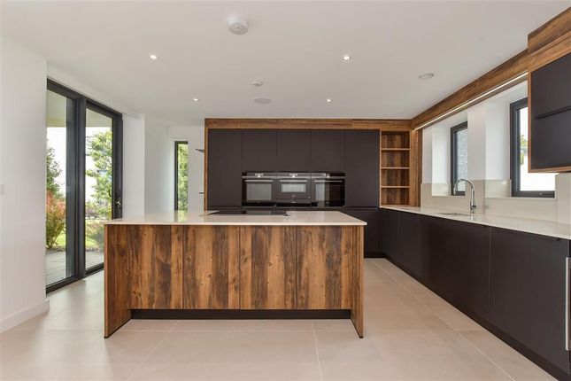 3 bed flat