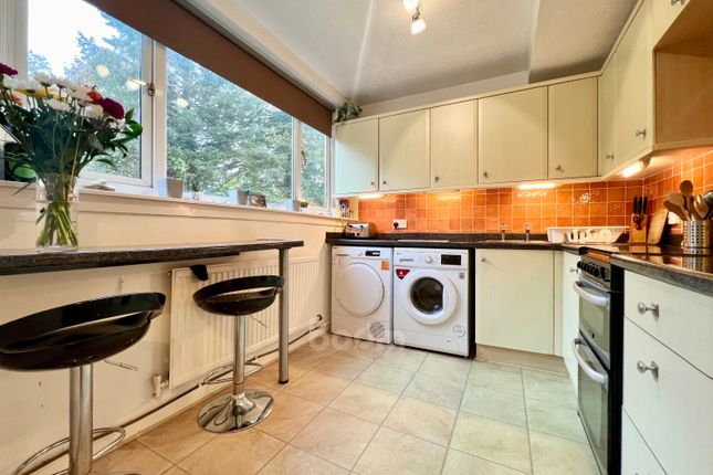 63c Eglinton Street, Beith 3 bed apartment for sale