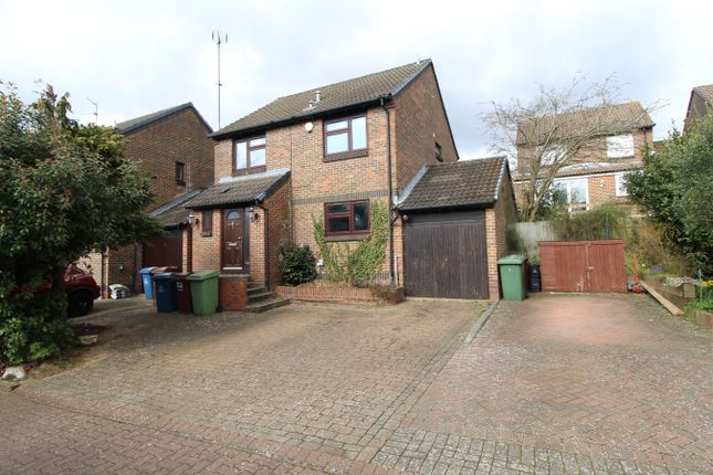 4 bedroom link detached house for sale