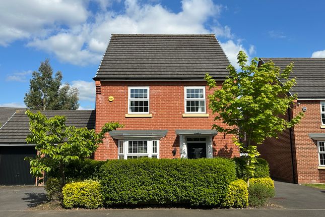 4 bed detached house