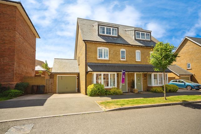 4 bedroom semi-detached house for sale