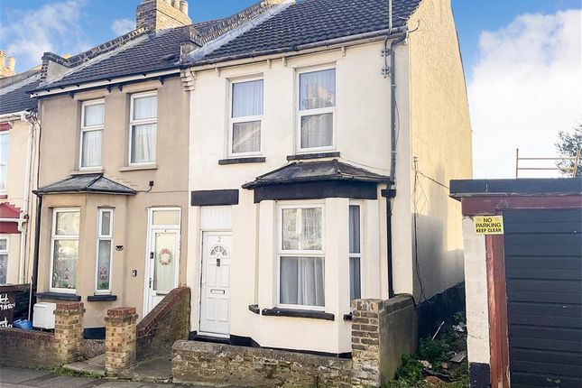 Martin Road, Strood, Rochester, Kent 3 bed end of terrace house for sale