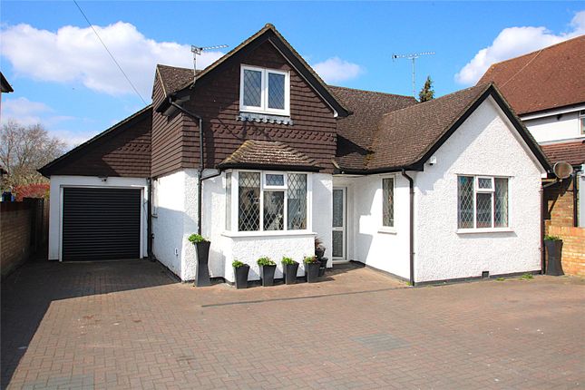 Molesey Road, Walton On Thames, KT12 4 bed detached house for sale