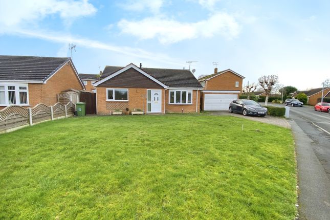 Ffordd Mailyn, Wrexham, LL13 3 bed detached bungalow for sale