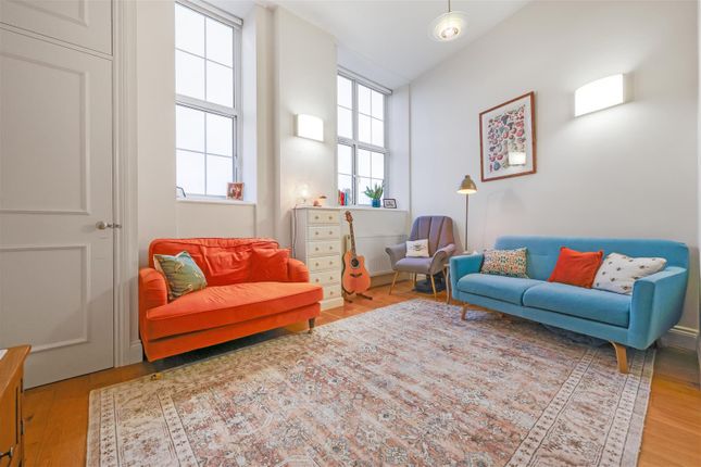2 bed flat