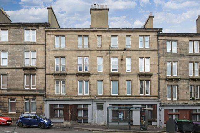 2 bedroom ground floor flat for sale