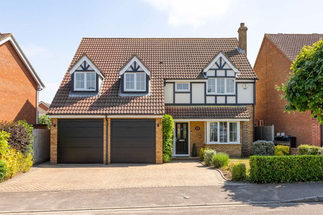 Purcell Way, Shefford SG17 5 bed detached house for sale