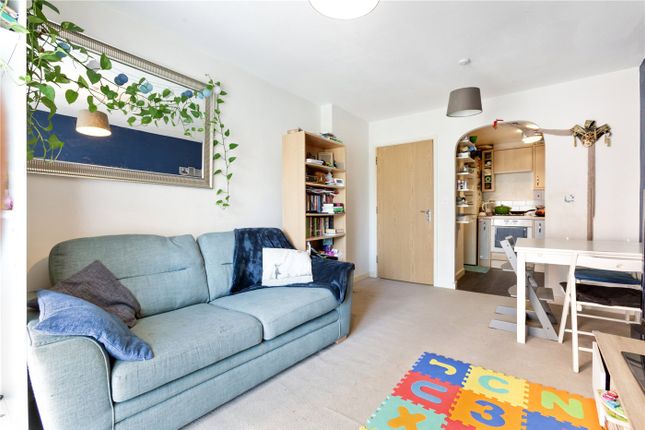 Blytheswood Place, London, SW16 1 bed apartment for sale