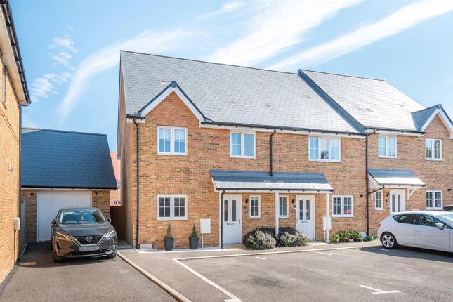 Harvest Mews, Coxheath, Maidstone 3 bed end of terrace house for sale