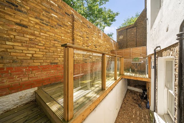 2 bed flat
