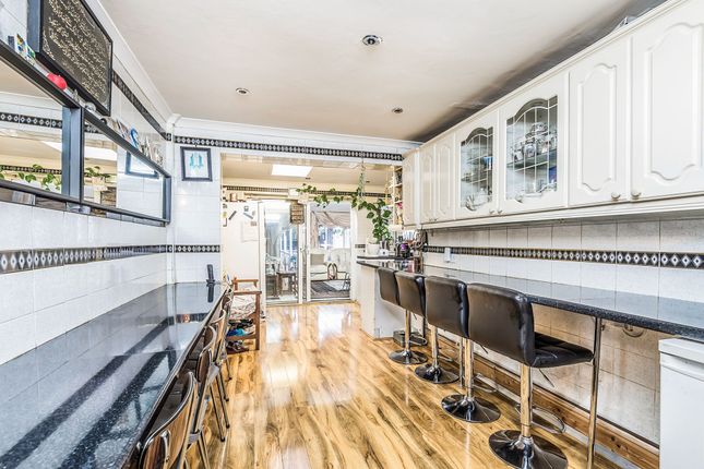 7 bedroom semi-detached house for sale