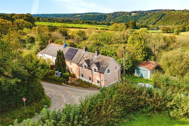 5 bedroom semi-detached house for sale