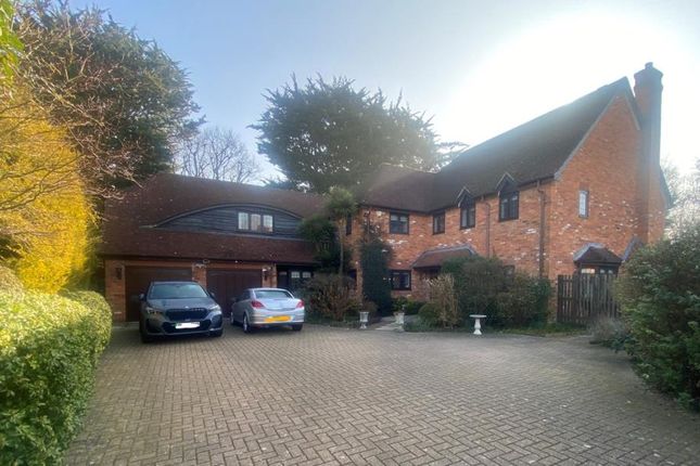 Maidenhead,  Berkshire,  SL6 5 bed detached house for sale