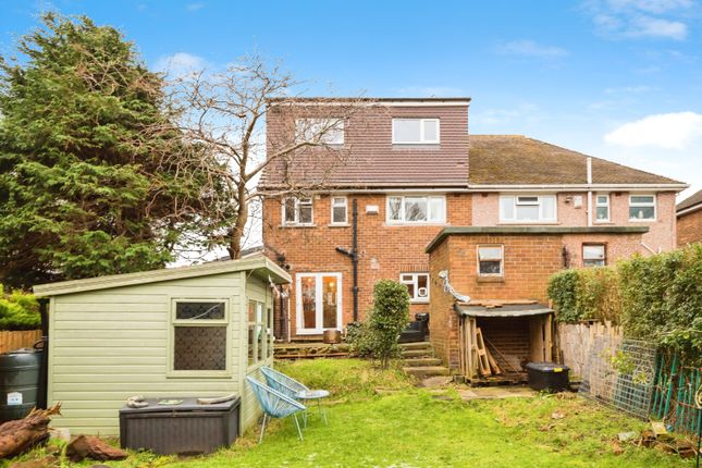 5 bedroom semi-detached house for sale