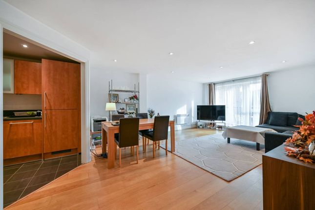 Seven Kings Way, Kingston, Kingston... 2 bed flat for sale
