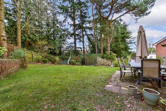 4 bed detached house