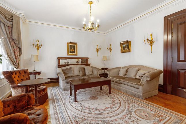 Hans Road, London SW3 2 bed property for sale