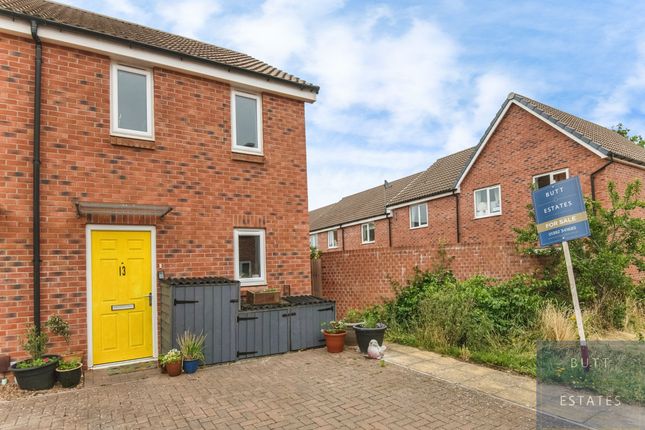 2 bedroom semi-detached house for sale