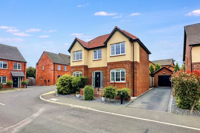 Snap Dragon Close, Daventry, NN11 4GT 4 bed detached house for sale