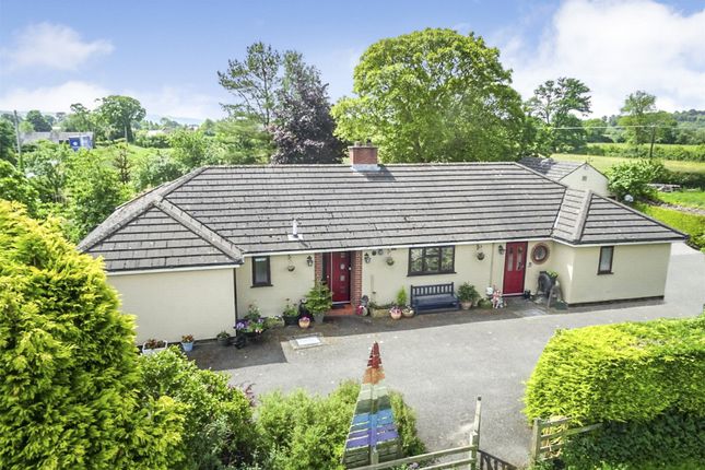 6 bedroom bungalow for sale