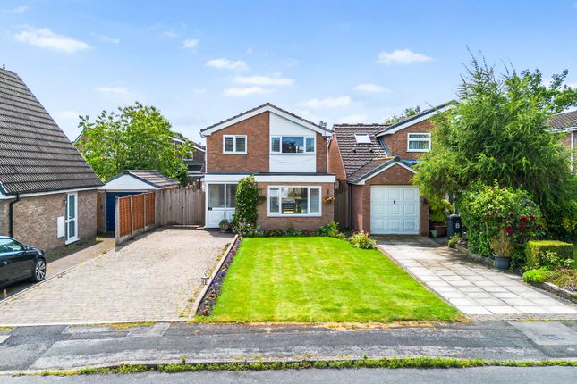 Thompson Avenue, Culcheth, WA3 3 bed detached house for sale